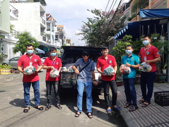 Trao quà cho người dân khó khăn ở Đồng Nai (ngày 19/11/2021)